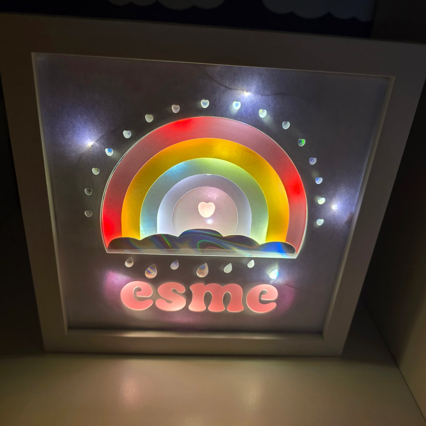 Personalised LED Rainbow Name Frame – Custom Light Up Name Sign – Battery Powered Nursery & Kids Bedroom Decor – Unique Baby Gift