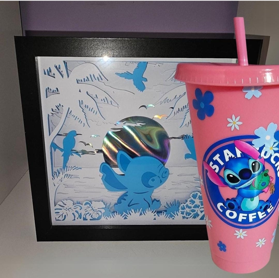 Blue Alien Shadow box and cup gift set