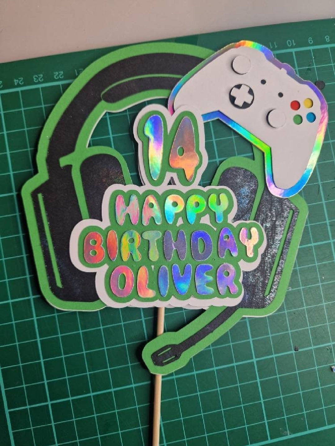 Gamer cake topper | personalised cake topper | bespoke cake topper | cake sign