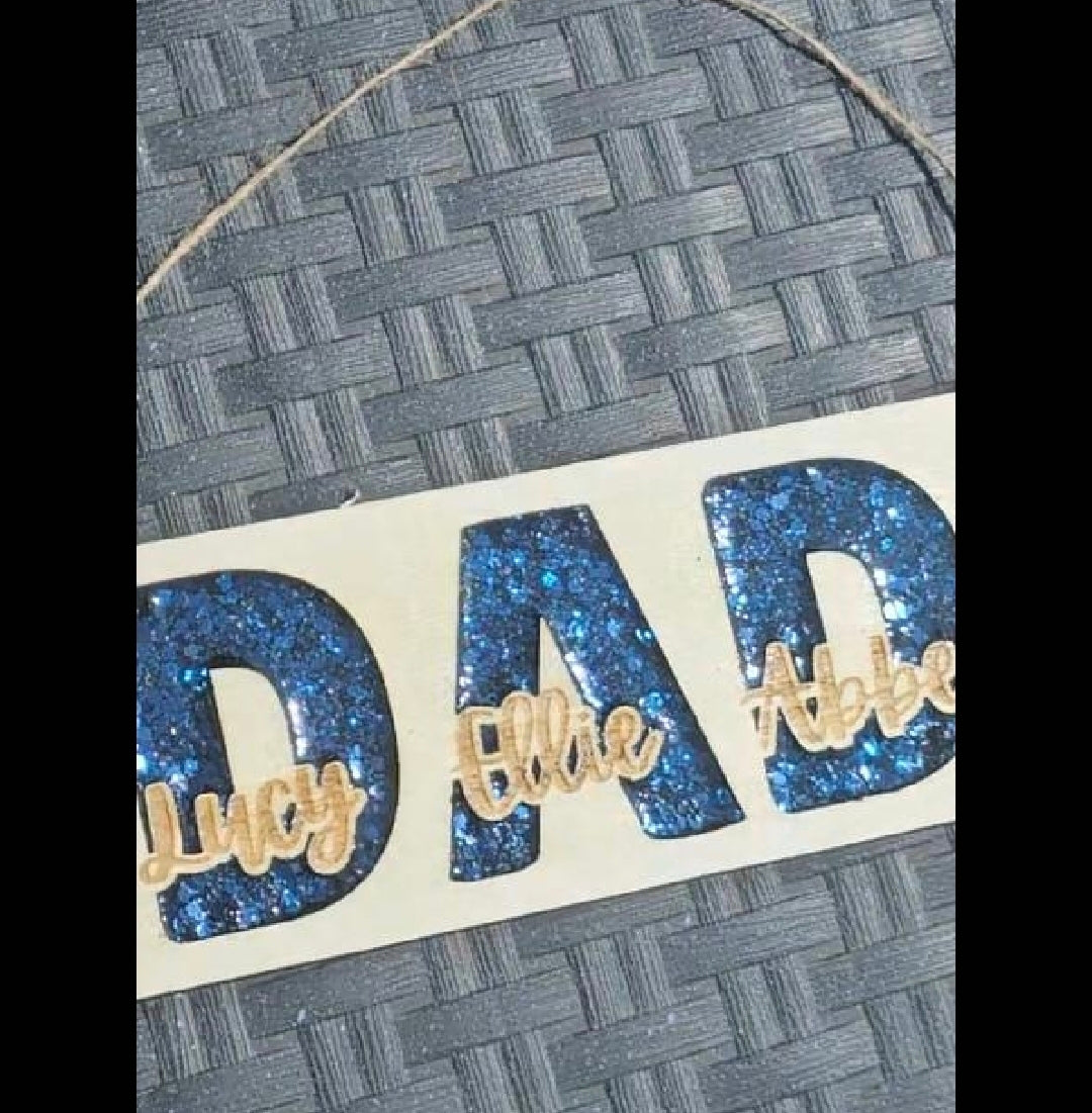 Personalised Mum & Dad Plaques – Handmade Wood & Glitter Resin Signs | Family Gift